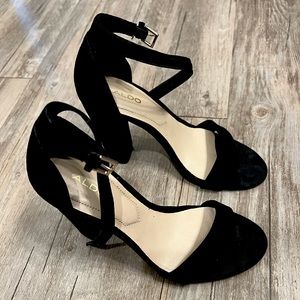 Aldo Suede Black Heels